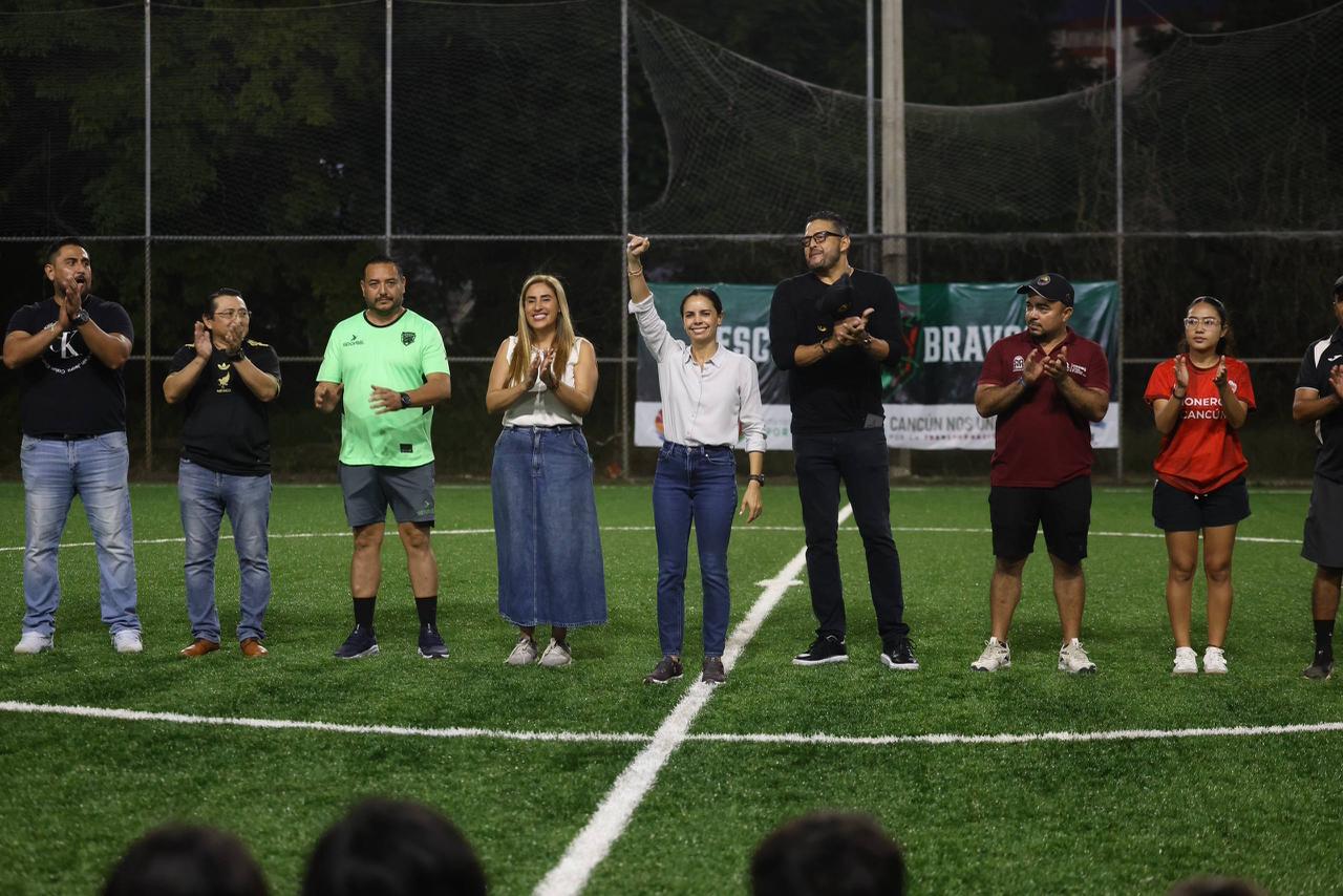 uploads/6/32/01 (2633).Jpeg